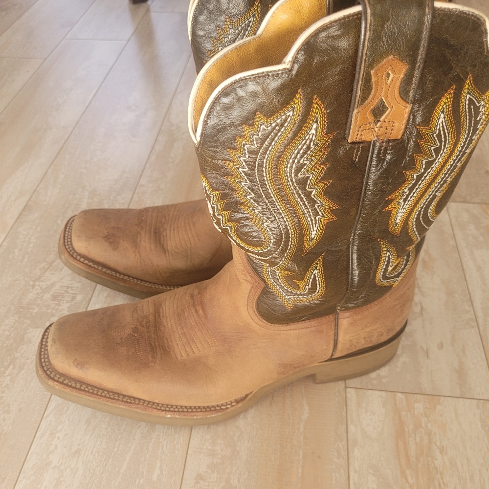 Brown and Black Leather Cowboy Boots with Western Stitching